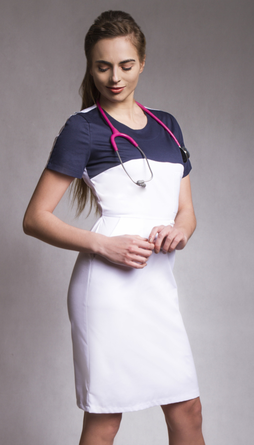 Sukienka medyczna kolorowa damska taliowana 3 kieszenie wzór granatowo biała EFIMED