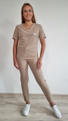 Komplet medyczny damski SCRUBS Bluza wszywany rękaw + cygaretki z kieszeniami SLIM kolor TOFFI WISKOZA EXTRA PREMIUM EFIMED