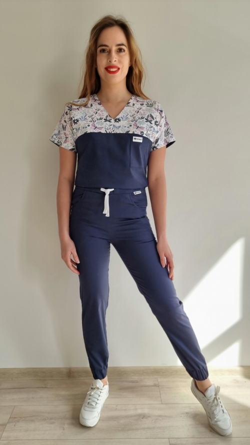 Komplet medyczny damski SCRUBS Bluza motylki + Jogger kolor GRANAT SNC EFIMED