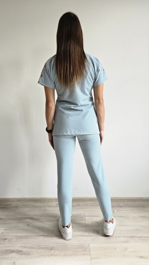 Bluza medyczna damska wstawka kwiaty kolorowe kolor COLD MINT BASIC EFIMED
