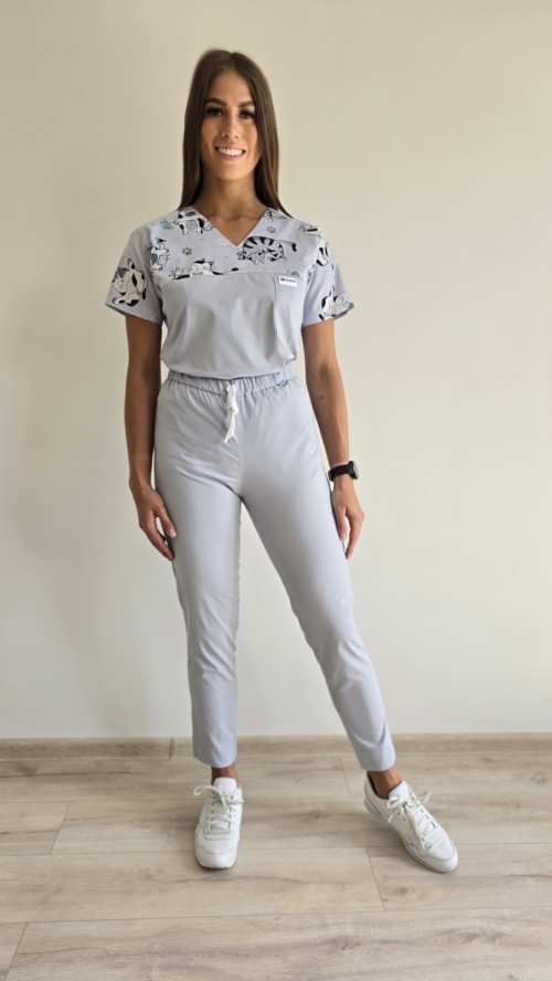 Komplet medyczny damski SCRUBS Bluza KOTKI + cygaretki kolor gołąbkowy SNC EFIMED