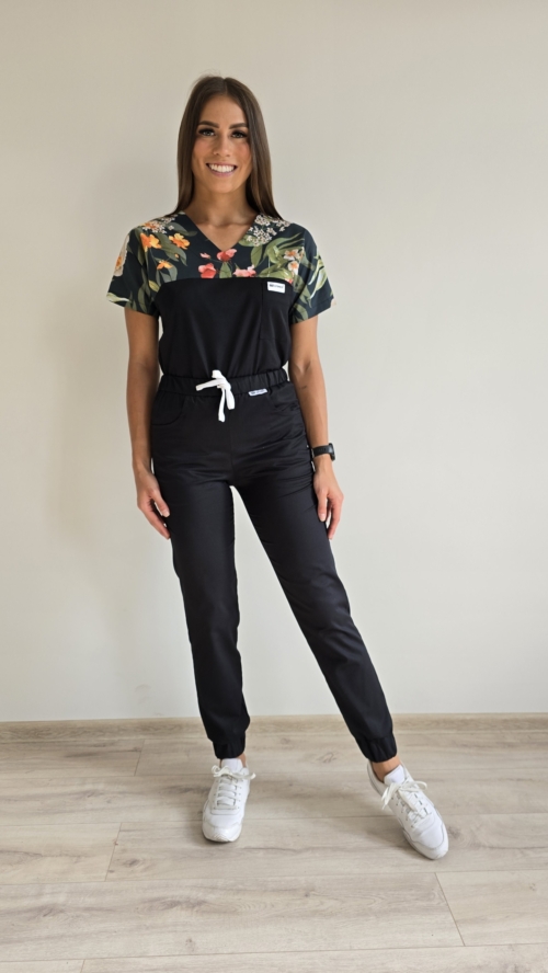 Komplet medyczny damski SCRUBS Bluza polne kwiaty + Jogger kolor CZARNY SNC EFIMED