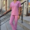 Bluza medyczna damska taliowana z wszytym rękawem kolor SWEET PINK WISKOZA PRO EFIMED