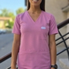 Bluza medyczna damska taliowana z wszytym rękawem kolor SWEET PINK WISKOZA PRO EFIMED