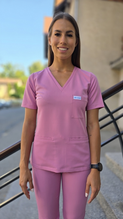 Bluza medyczna damska taliowana z wszytym rękawem kolor SWEET PINK WISKOZA PRO EFIMED