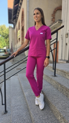 Komplet medyczny damski SCRUBS Bluza taliowana z wszytym rękawem + Jogger kolor HOT PINK WISKOZA PRO EFIMED