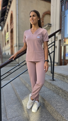 Komplet medyczny damski SCRUBS Bluza taliowana z wszytym rękawem + Jogger kolor DIRTY PINK WISKOZA PRO EFIMED