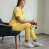 Bluza medyczna damska taliowana z wszytym rękawem kolor LEMON YELLOW PRO EFIMED