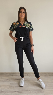 Komplet medyczny damski SCRUBS Bluza polne kwiaty + cygaretki z kieszeniami kolor CZARNY SNC EFIMED