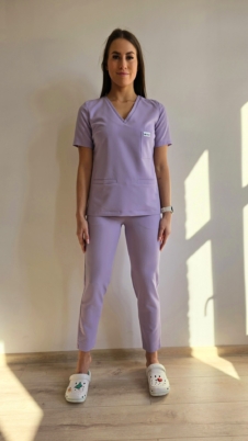 Komplet medyczny damski SCRUBS Bluza taliowana z wszytym rękawem + cygaretki z kieszeniami kolor LILY PRO EFIMED