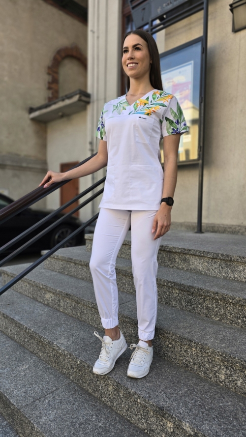 Komplet medyczny damski SCRUBS Bluza wstawka wstawka listki zielone+ Jogger kolor biały SNC EFIMED