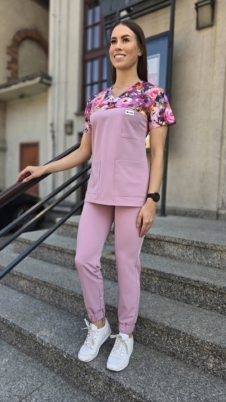 Spodnie medyczne damskie fason CYGARETKI z kieszeniami kolor BABY PINK EFIMED