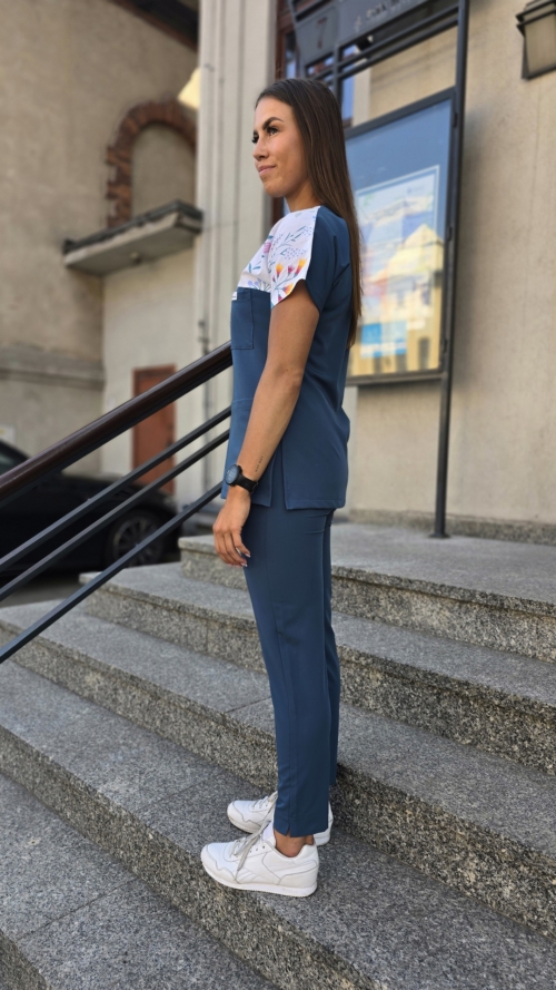 Bluza medyczna damska wstawka delikatna łączka kolor DARK MARINE BASIC EFIMED