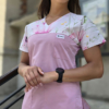 Bluza medyczna damska wstawka kwiaty kolor pastelowy róż SNC EFIMED
