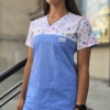 Bluza medyczna damska wstawka łączka kolor błękit królewski SNC EFIMED