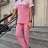 Bluza medyczna damska wstawka sweet flowers kolor DUSTY PINK BASIC EFIMED