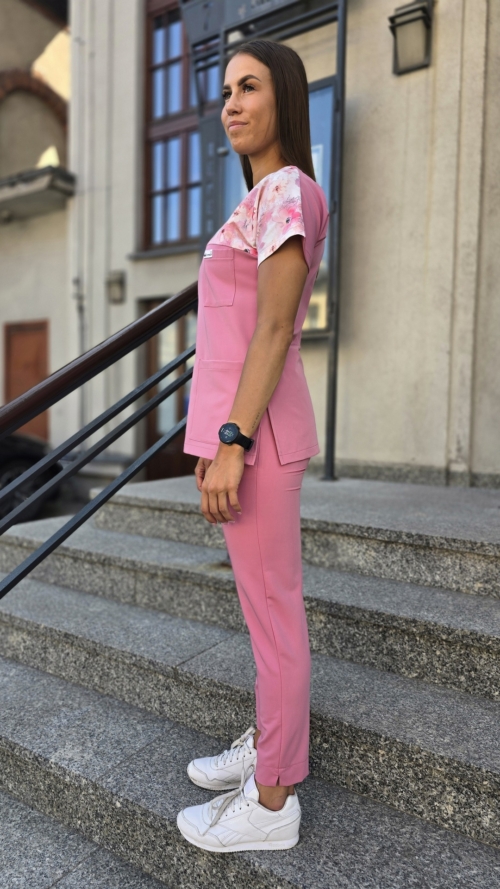 Bluza medyczna damska wstawka sweet flowers kolor DUSTY PINK BASIC EFIMED