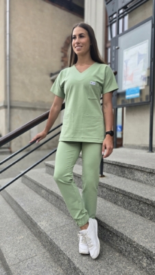Komplet medyczny damski SCRUBS Bluza + joggery kolor MINT BAWEŁNA ORGANICZNA EFIMED