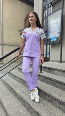 Komplet medyczny damski SCRUBS Bluza wstawka łączka + joggery kolor liliowy SNC EFIMED