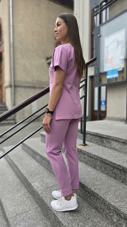 Spodnie medyczne damskie fason CYGARETKI z kieszeniami kolor DARK DUSTY PINK BAWEŁNA ORGANICZNA EFIMED